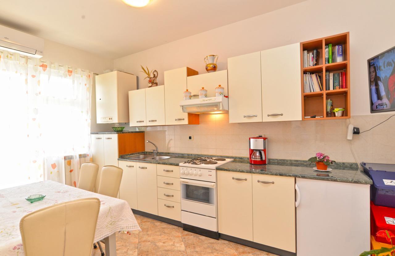 Apartment Ljiljana 1553 Novigrad Istria Exterior foto