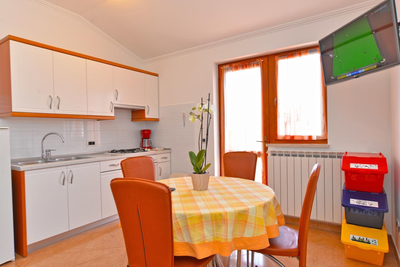 Apartment Ljiljana 1553 Novigrad Istria Exterior foto