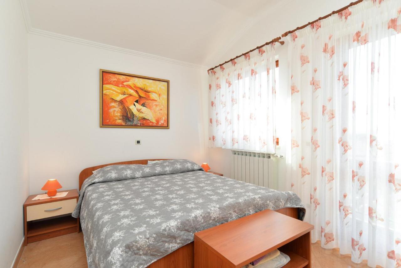 Apartment Ljiljana 1553 Novigrad Istria Exterior foto