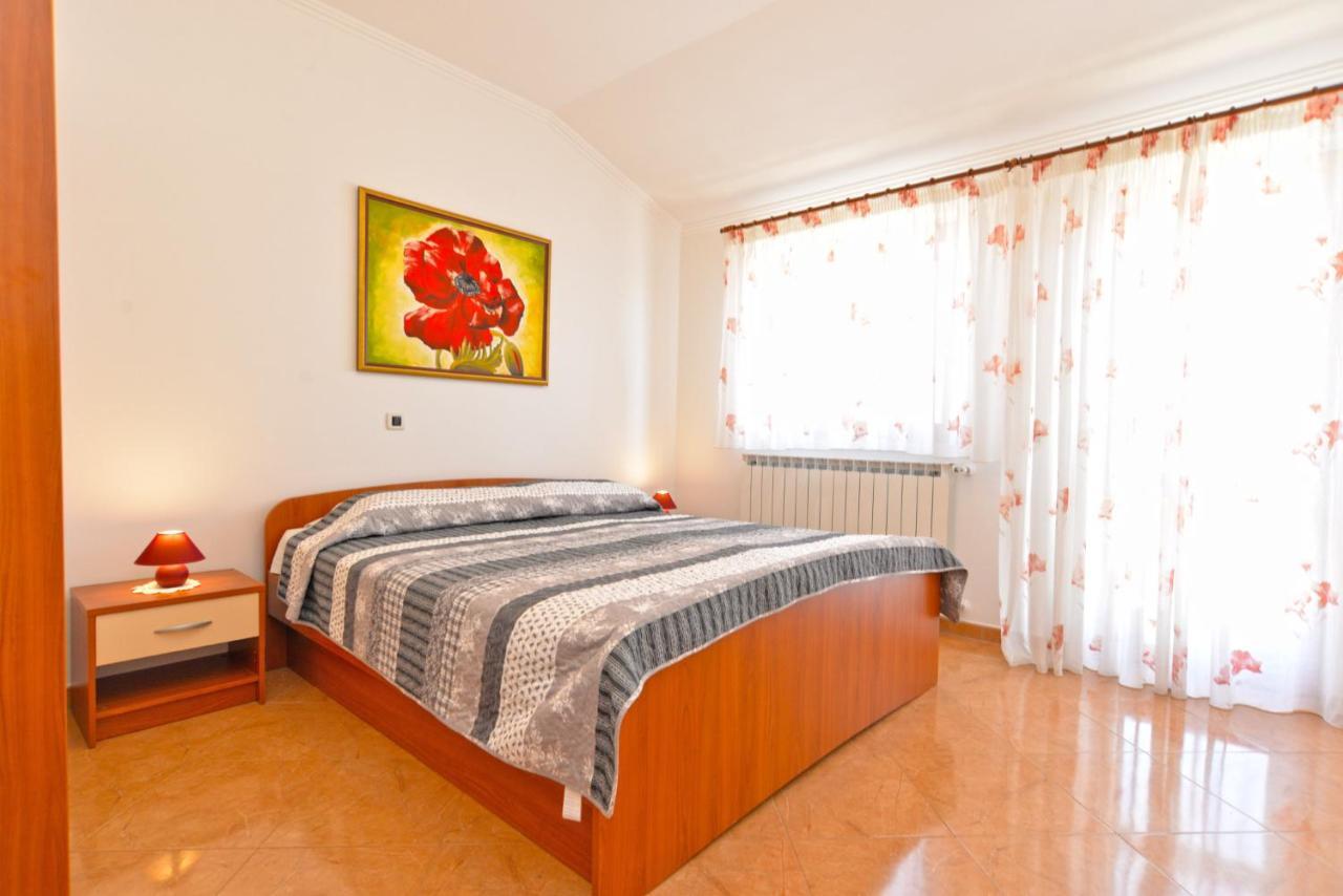 Apartment Ljiljana 1553 Novigrad Istria Exterior foto